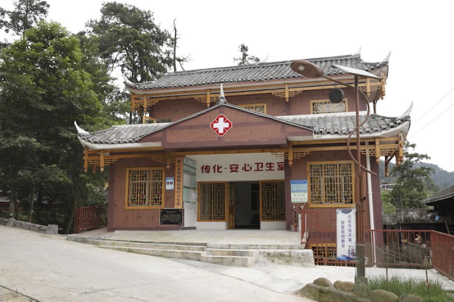 1611137392999185yF4e.jpg 7.貴州、江西等地新建后的“傳化·安心衛生室”(2).jpg