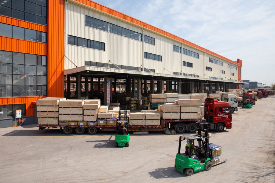 16185383913036555OFo.jpg 杭州傳化公路港倉儲作業.jpg