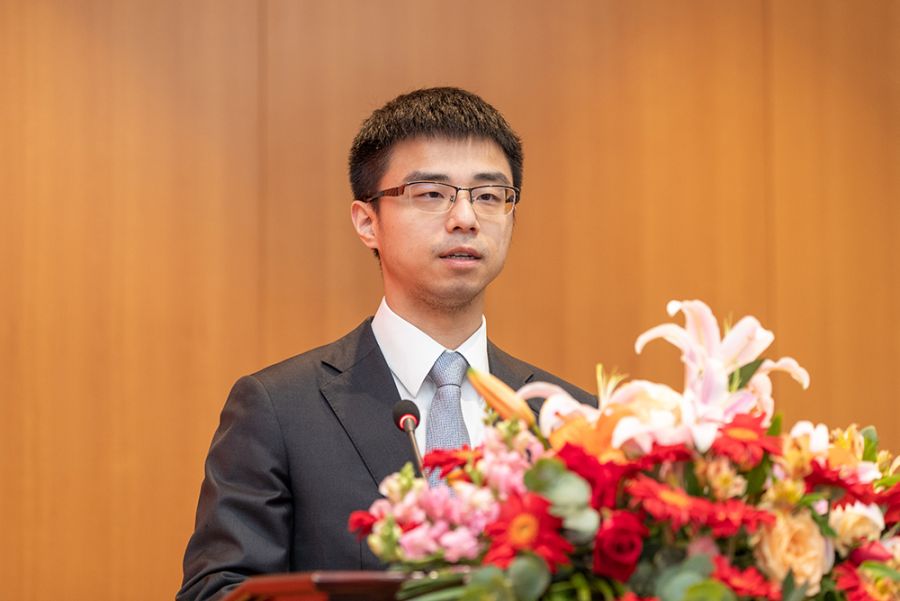 16201154152034247KTl.jpg 4.jpg