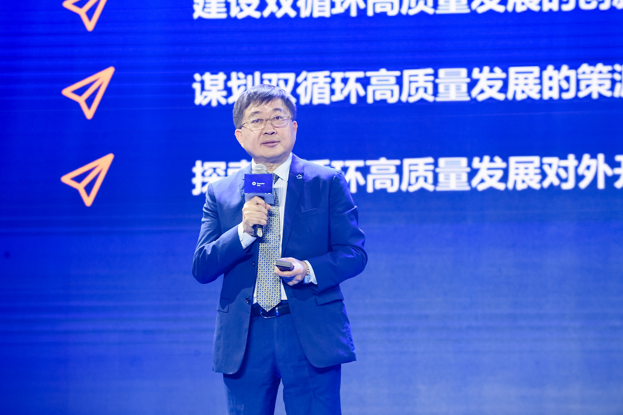 16327105667911028DwS.jpg 中國科創金融聯盟常務副理事長 葛培健.jpg