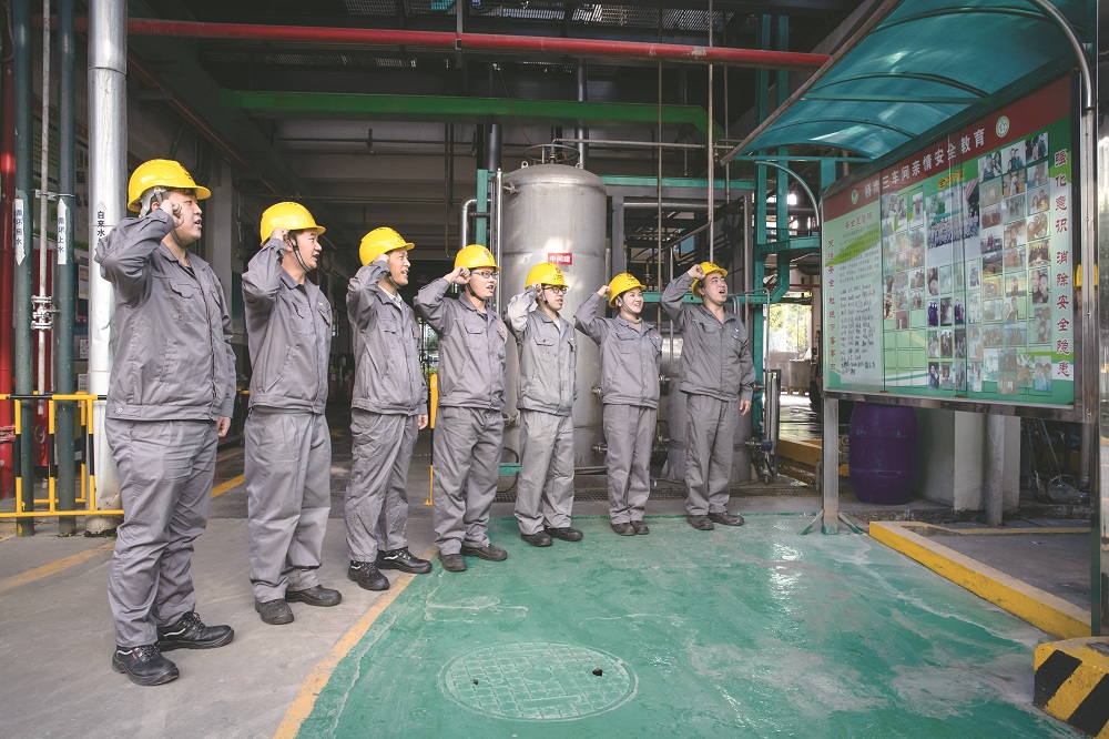 1644466003160624ZQ8g.jpg 開(kāi)展勞動(dòng)競(jìng)賽.jpg