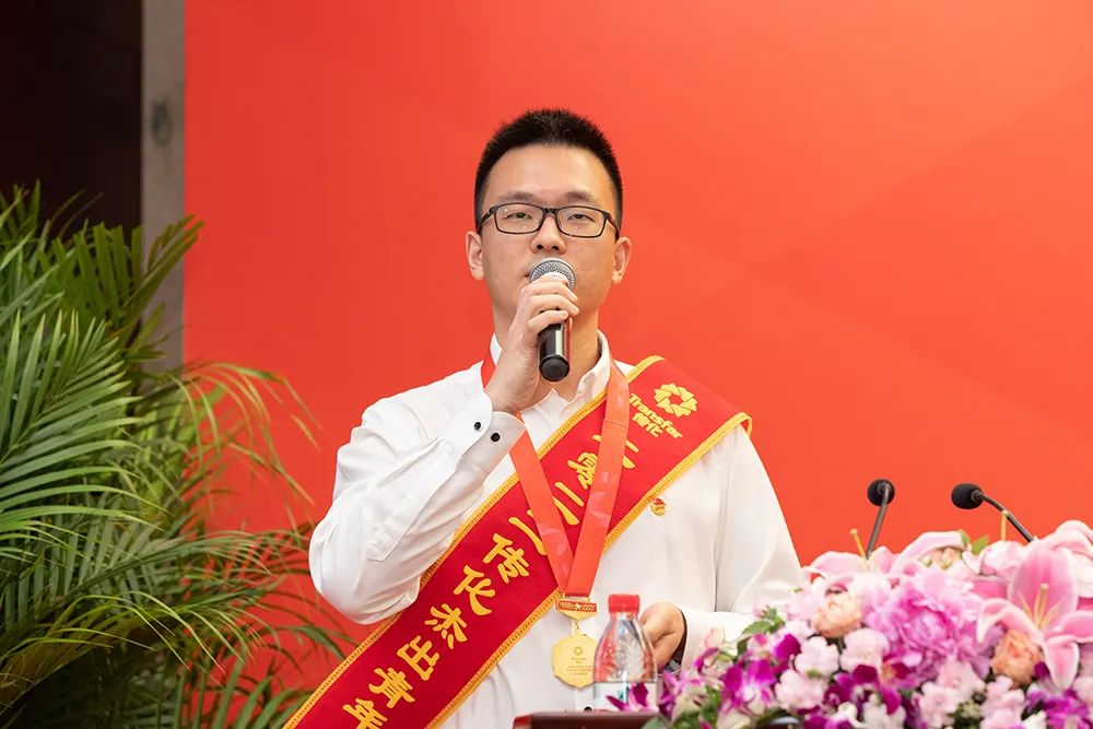 1651830841215089d4Xm.jpg 9.jpg