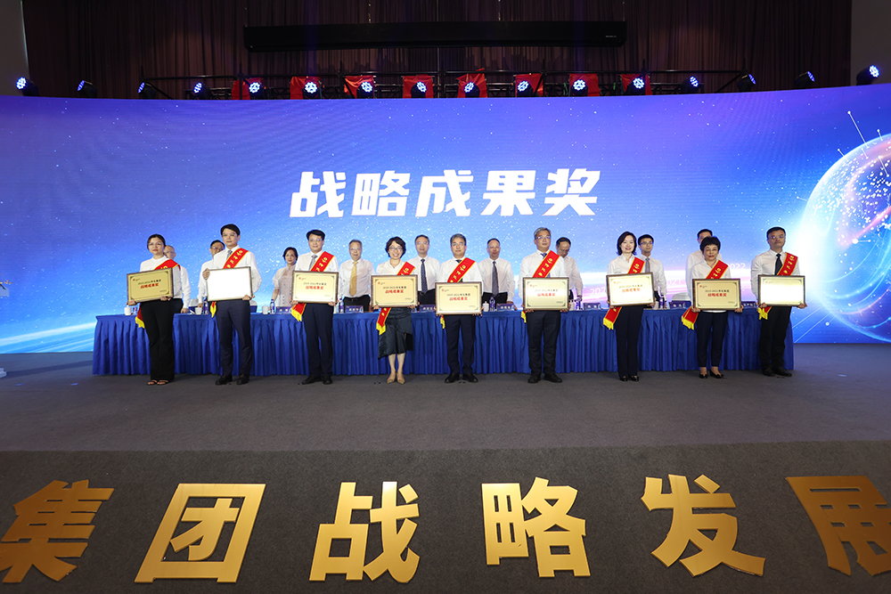 1657676753927990Qo7w.jpg u.jpg