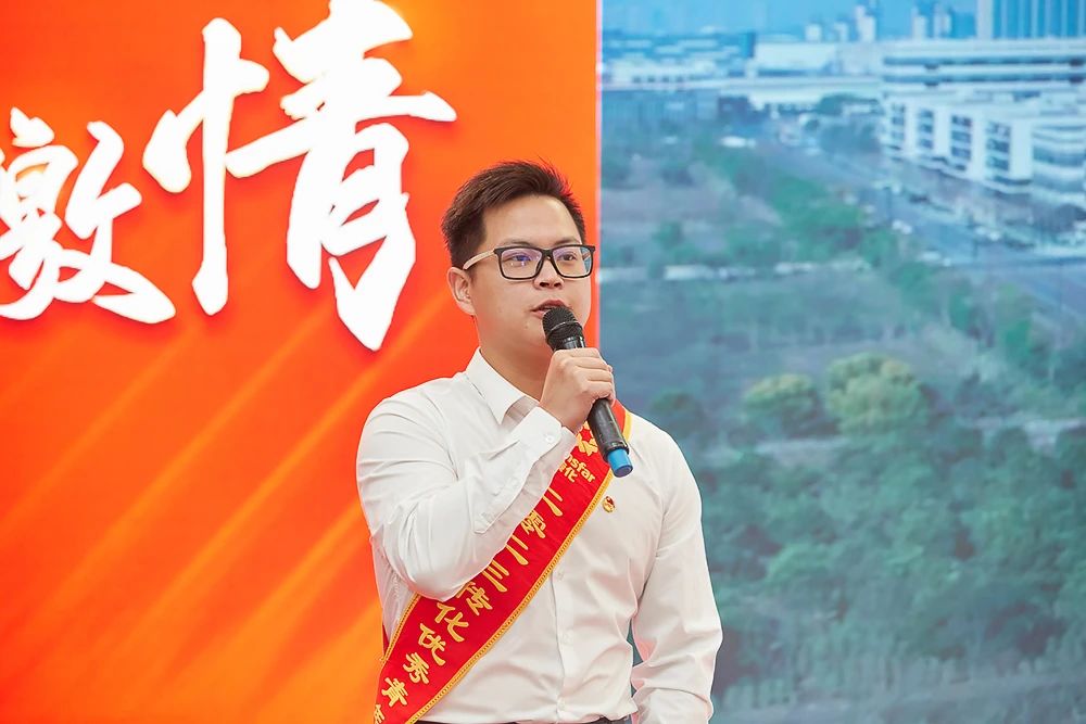 16855268219115810Gt9.jpg 9.jpg