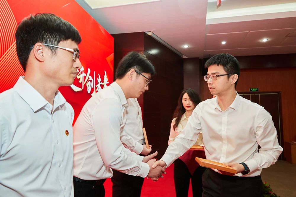 1685526853106484peKd.jpg 10.jpg