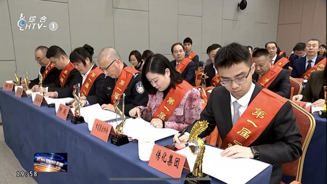 17025352334617384Vqz.jpg 3.jpg