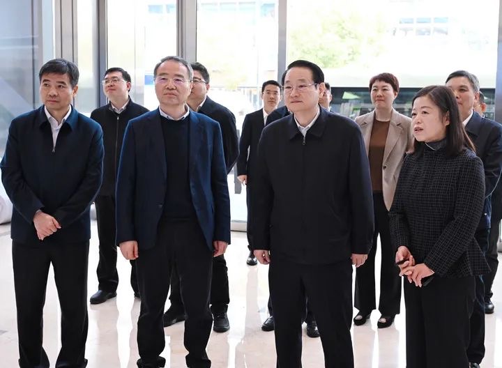 1711603997219499AMTZ.jpg 1.jpg